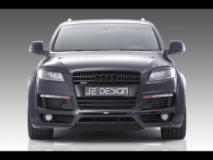 2011-je-design-audi-q7-s-line-desktop-wallpaper-1024x768.jpg